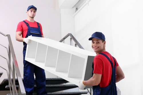 Flexible commercial storage space near Mitcham for retailers and tradespeople