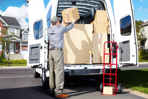 Professional packing services in Mitcham for a home move