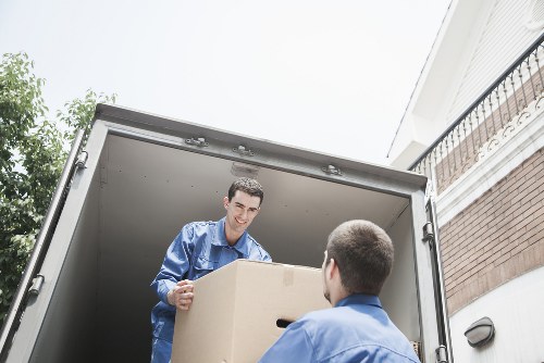 Organized temporary storage options for homes and businesses in Mitcham